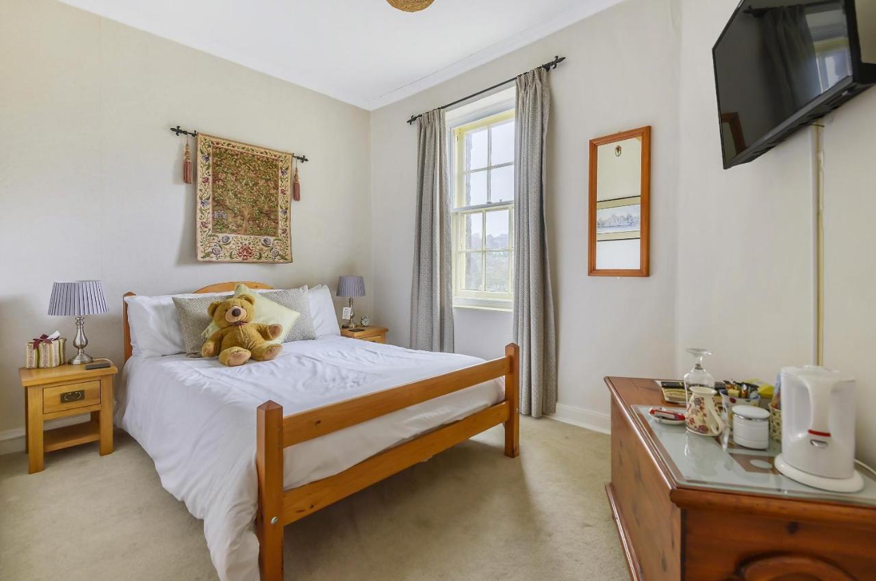 Roscrea Bed & Breakfast Бодмин Экстерьер фото